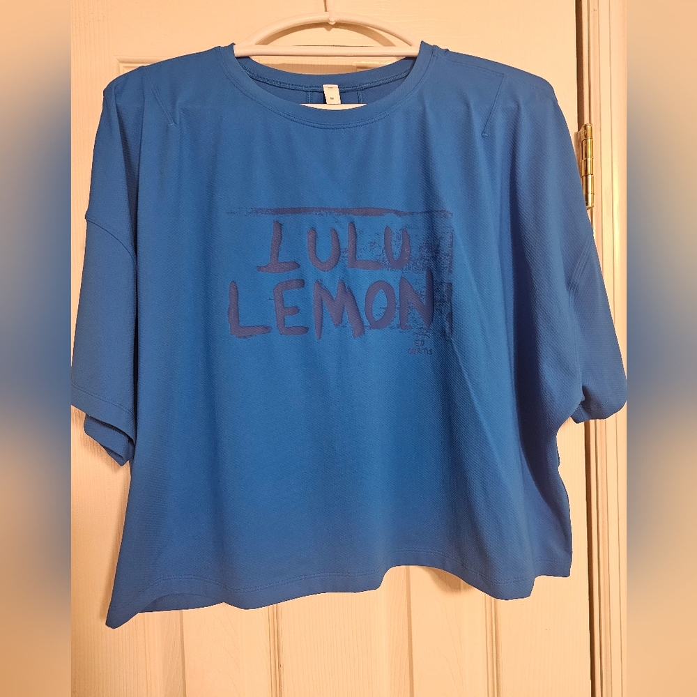 EUC Lululemon Abrasion-Resistant Training T-Shirt *Ed Curtis Like New Co…